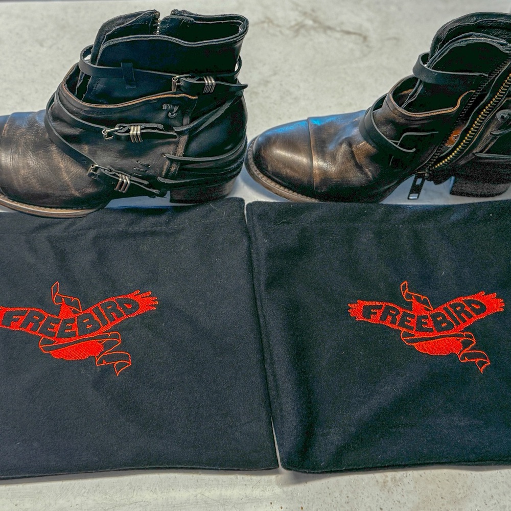 Freebird Dark Leather Boots CRUE